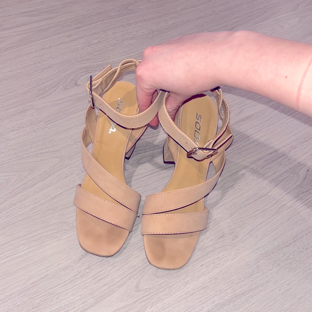 women’s heels